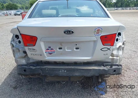 2010 Kia Forte Ex z USA, uszkodzony, nr VIN KNAFU4A22A5287610